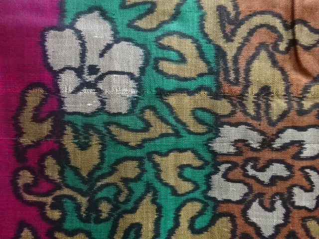 Japanese Kimono / Zugawari Silk